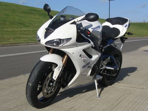 Daytona 675