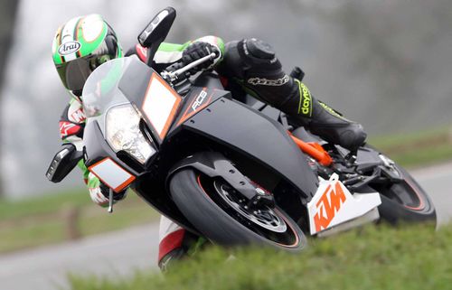 2009 KTM RC8R
