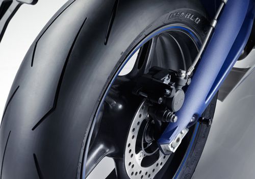 Daytona 675 Supersport ES 04