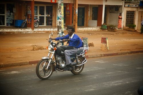 Moto Voyages Bamako 1