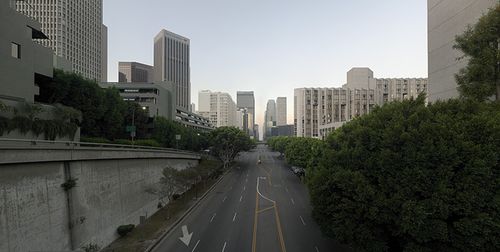 Moto Circulation Empty L.A 7