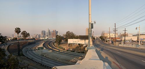 Moto Circulation Empty L.A 8