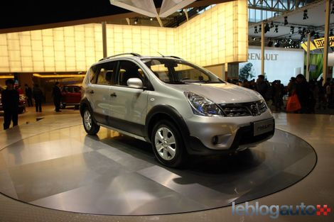 2008_nissanlivinacgear_02