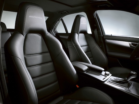 513557_901386_7228_5428_07c1573_03