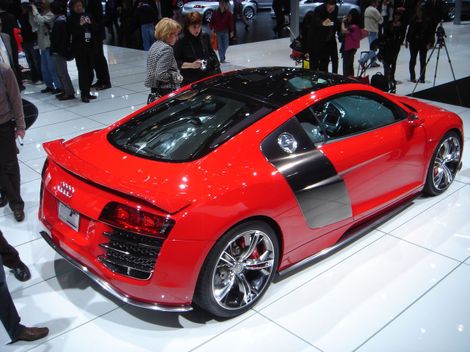 Audi_r8_v12_tdi_le_mans_salon_de__2