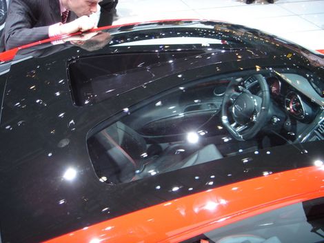 Audi_r8_v12_tdi_le_mans_salon_de__4