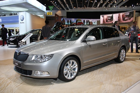 Skoda_superb_front
