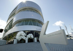 Mercedes-Museum: Sonderausstellung zur neuen E-Klasse
