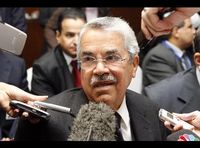 Le saoudien Al Naimi souffle le chaud et le froid sur les marchés du pétrole