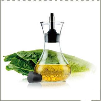 Ingénieux shaker à vinaigrette