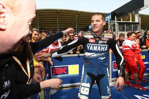 WSBK Assen 1 – Spies comme un grand