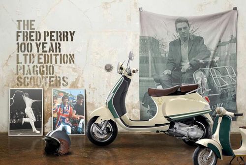 Vespa rayée à la Fred Perry