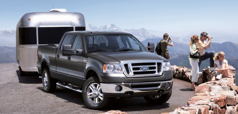 Ford considers building a smaller pickup