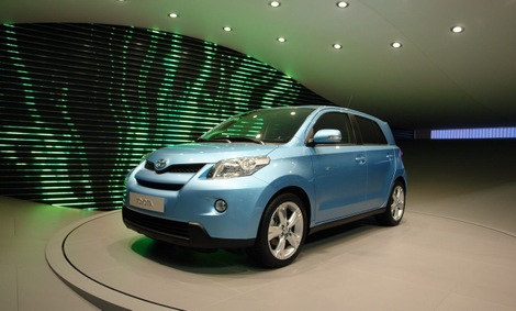 Geneva: Toyota Urban Cruiser