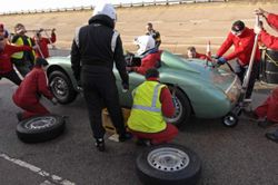Austin Healey breaks 1000 km speed record at MIRA