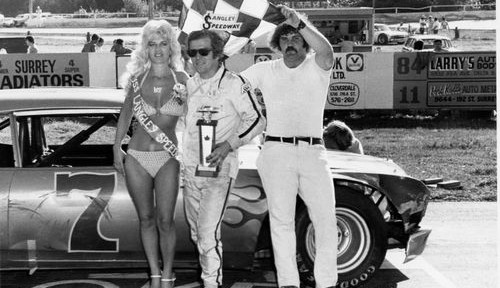 Ron Eaton’s #7 bow-tie racercars at Langley, BC