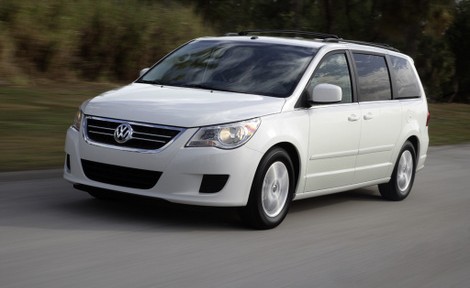 Volkswagen Routan unveiled