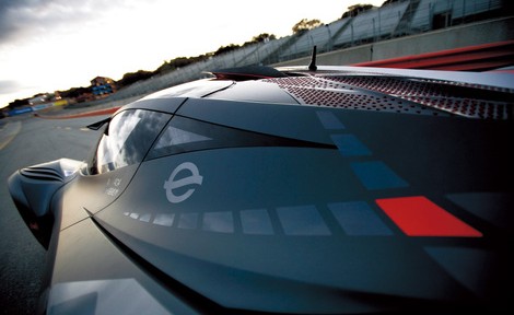 Mazda to unveil the Furai concept car and revised RX-8 at Detroit