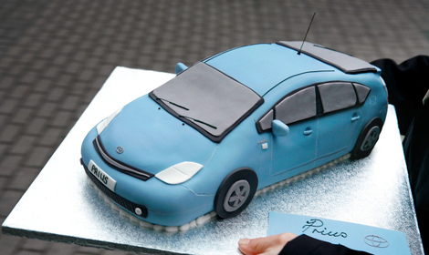 A cake for the Prius’ tenth anniversary