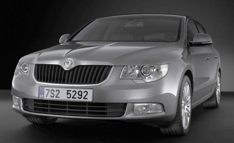 First official photo of the new Skoda Superb